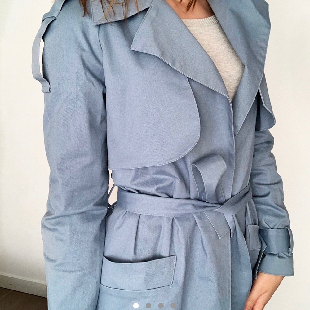 TRENCH COAT